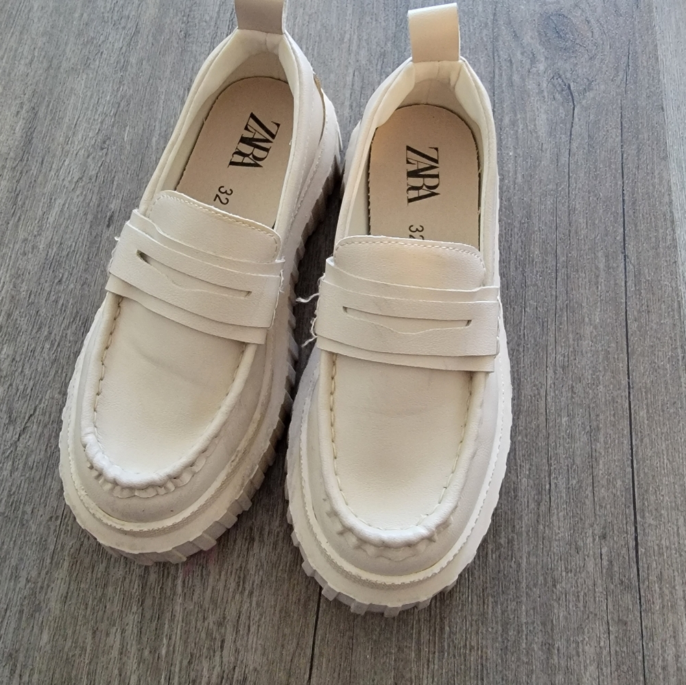 Kids shoes